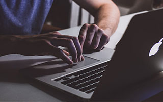 湖人小将惊艳表现获詹皇认可 塔克已赢教练信任？